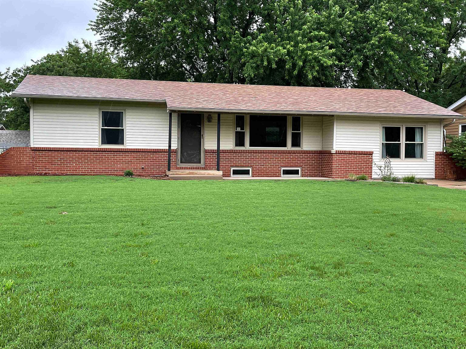 616 N High Dr, Wellington, KS 67152 Zillow