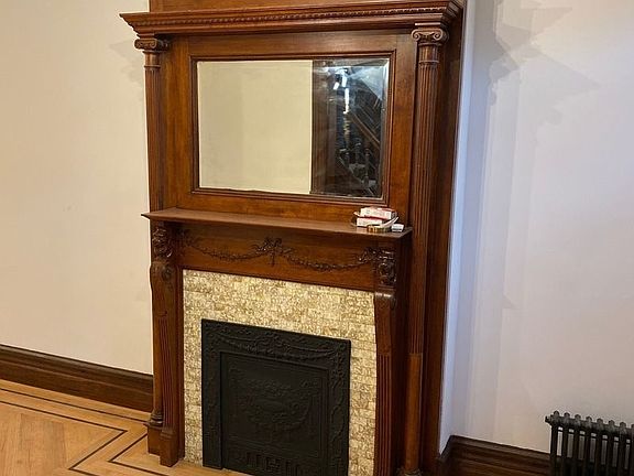4th image of 383 Mac Donough St #2