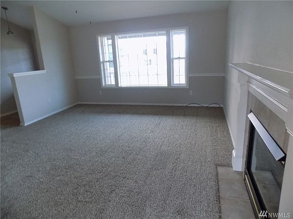 4th image of 223 Mitchell Ln NE