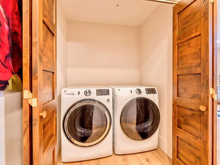 Laundry Room Cabinet