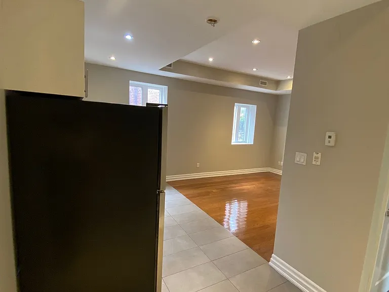 48 Station Rd #2 — Photo 3