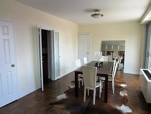 Rented by Rachmani Corporation | media 22