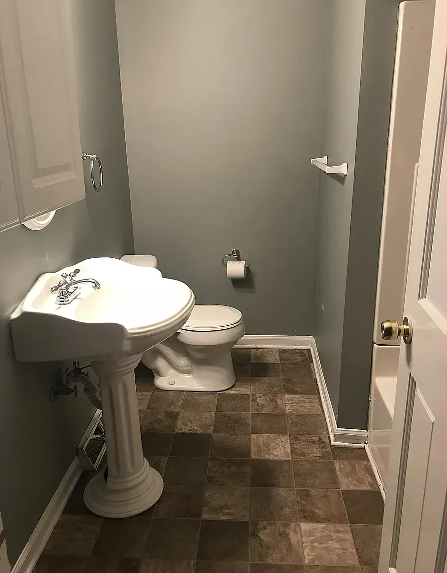 3 bed, 1268 sqft, $1,800 — Photo 2