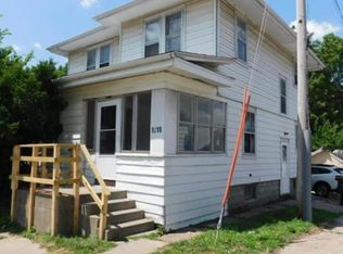 1215 18th Ave, Rock Island, IL
