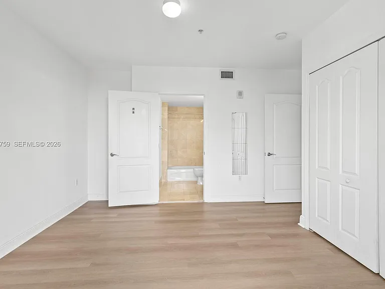 2701 SW 3rd Ave #502 — Photo 15