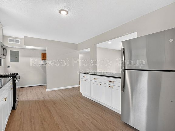 5th image of 216 Allen Dr