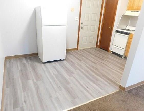 2nd image of 367 East St APT 2H