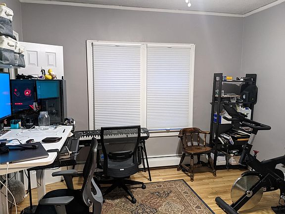 5th image of 3552 Harriet Ave #2