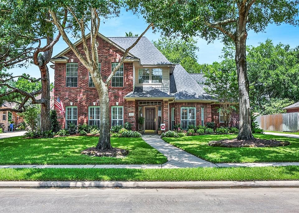 1st image of 3101 E Elm Cir