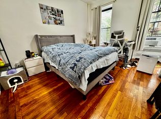 452 W 47th St APT 2B, New York, NY 10036