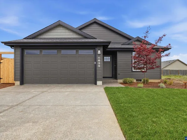 1635 SE Hankel St, Dallas, OR 97338
