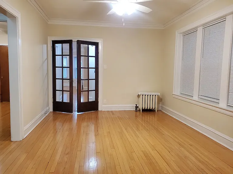 2305 W Arthur Ave #2 — Photo 4