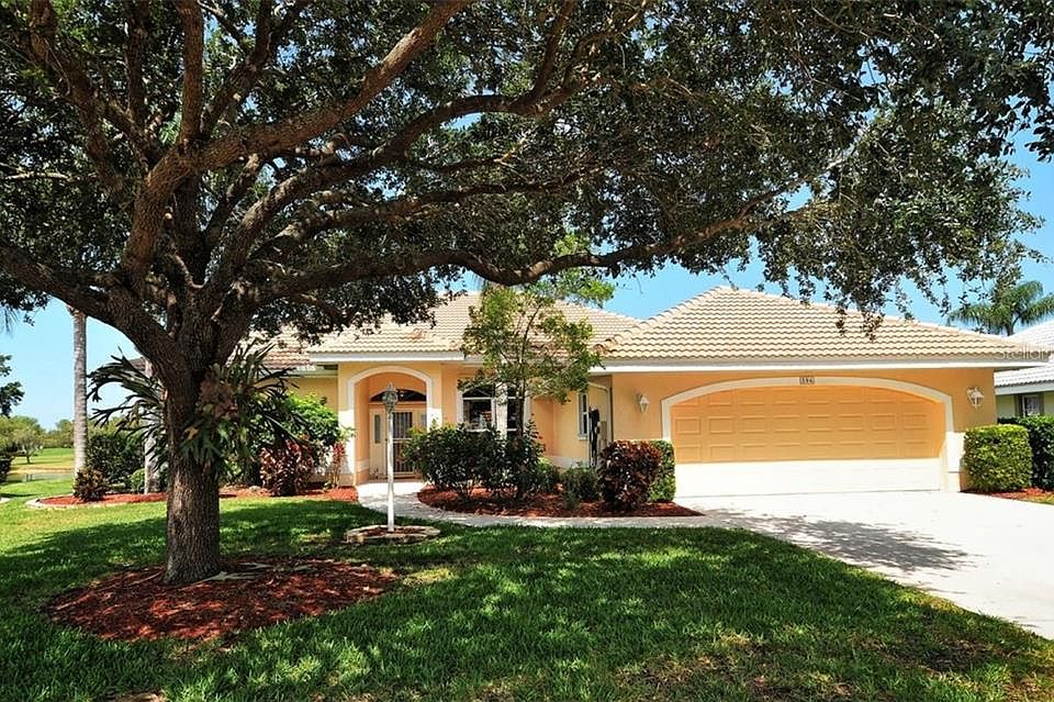 1st image of 586 Khyber Ln