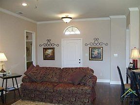 3rd image of 2556 Meadowland Ct