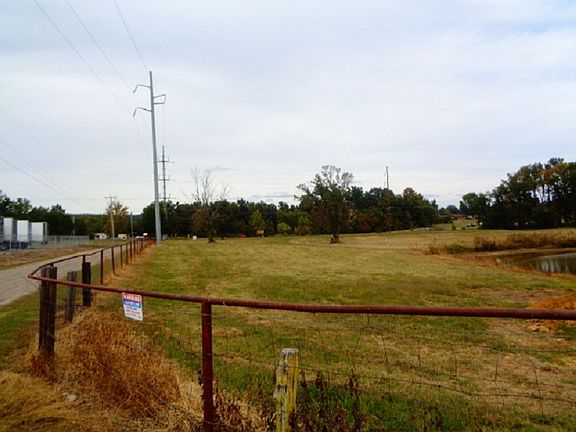 2nd image of 836 Marla Ln