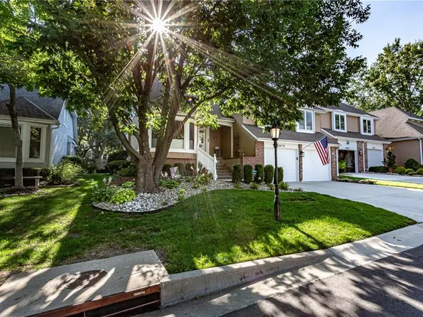 8573 Hauser Ct, Lenexa, KS 66215