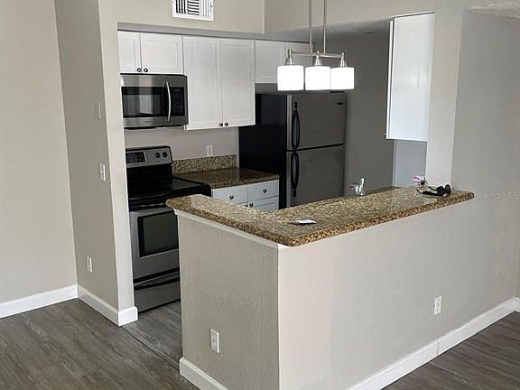 3rd image of 5140 CONROY ROAD #35