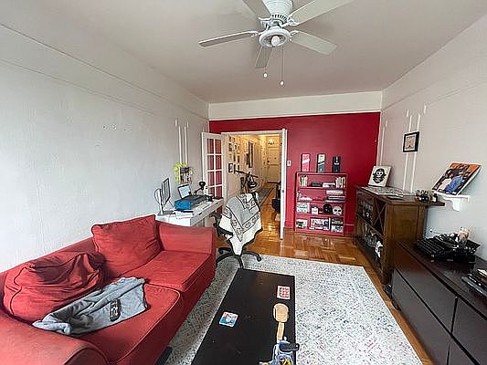 4th image of 41-41 41st St #5L