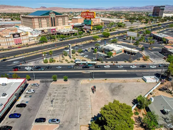 4241 S Nellis Blvd, Las Vegas, NV 89121