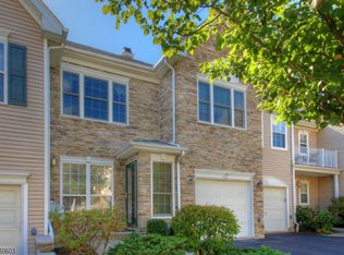 22 Musket Dr, Basking Ridge, NJ 07920