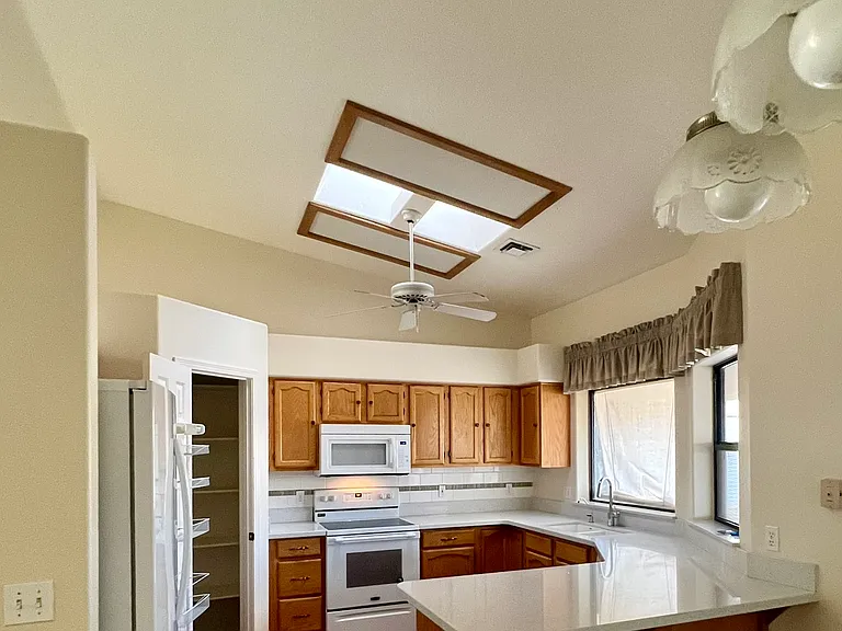 3314 Baysinger Dr — Photo 7