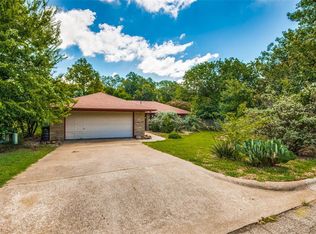 2757 Mill Pond Rd, Denton, TX 76209