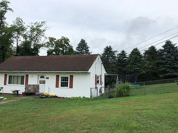 2nd image of 101 Dickson St