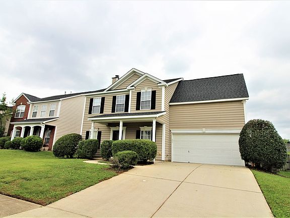 3rd image of 4927 Stowe Derby Dr