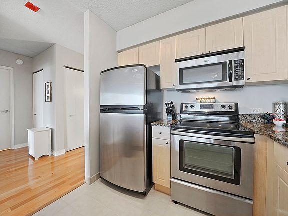 4th image of 512 N McClurg Ct APT 4311