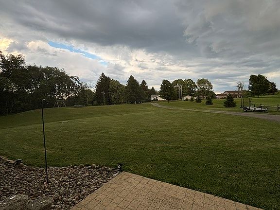 3rd image of 770 Cleland Mill Rd