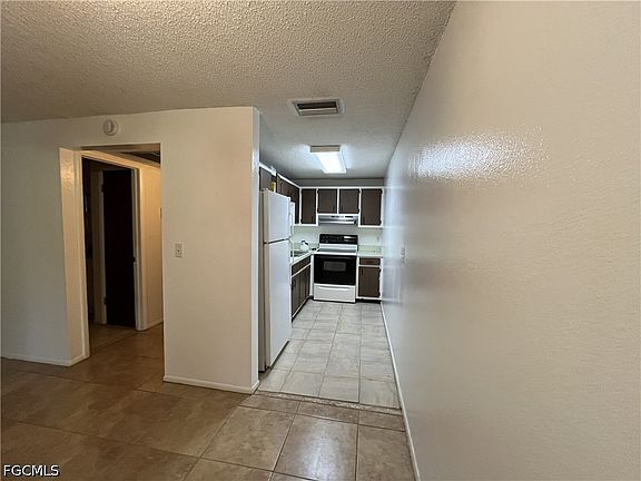 3rd image of 1265 Monica Ln
