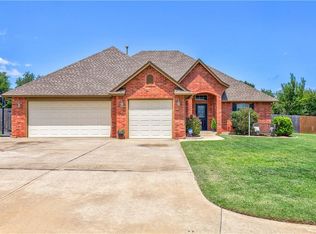 15191 Fox Hollow Rd, Choctaw, OK 73020