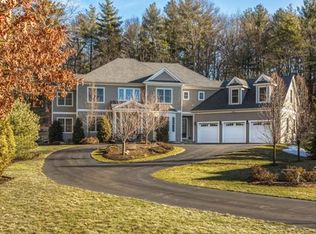 23 Stonegate Dr, Westwood, MA 02090