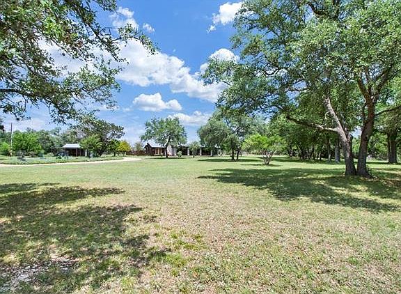 2nd image of 220 Barton Creek Dr