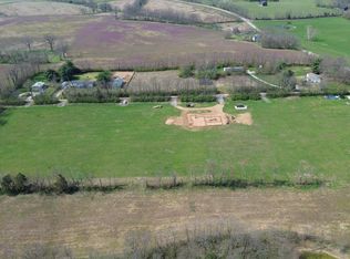 2003 Walnut Grove Rd, Carlisle, KY 40311