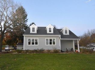 1149 Waterloo Rd, Atwater, OH 44260