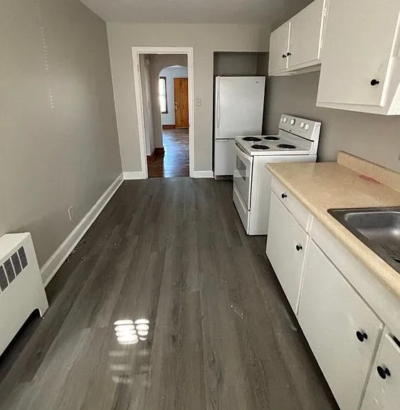 2735 Cedarhurst Ave NW — Photo 5
