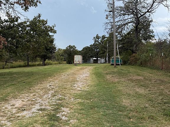 3rd image of 367190 E 5360th Rd