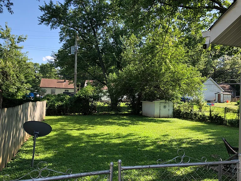 9540 Miriam Ave — Photo 9