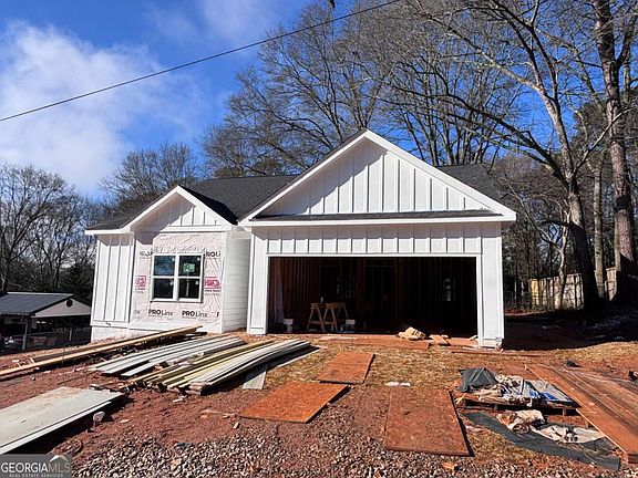 4th image of 43 Anderson St