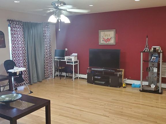 3rd image of 8500 Skokie Blvd APT 1A