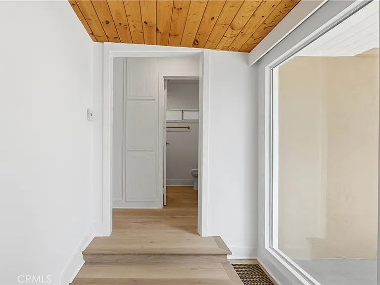 1148 Rockdale Ave — Photo 13
