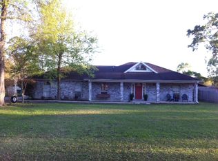 230 E Wayside Dr, Westlake, LA 70669