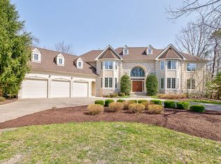 10 Woodglen Ln, Voorhees, NJ 08043