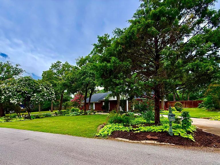 5100 Oak Timbers Ct — Photo 8