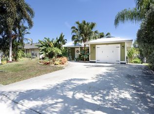 3745 SE Middle St, Stuart, FL 34997