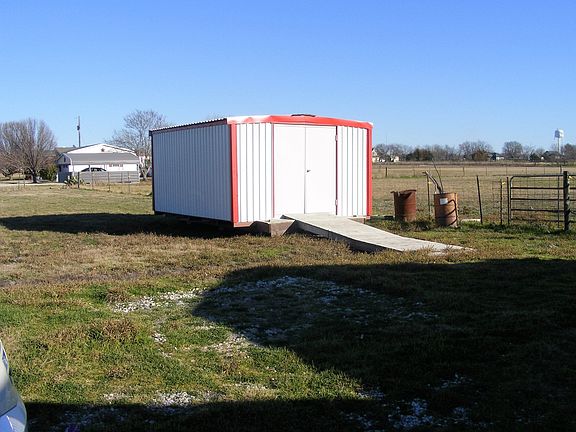 4th image of 4645 Marian Ln