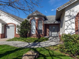 1724 Crosby Ln, Redding, CA 96003