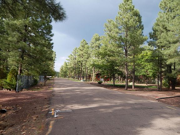 5th image of 300 S 30th Ave