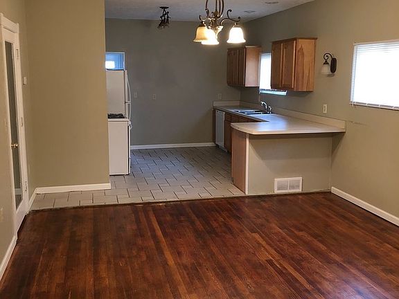 4th image of 4206 Gifford Ave
